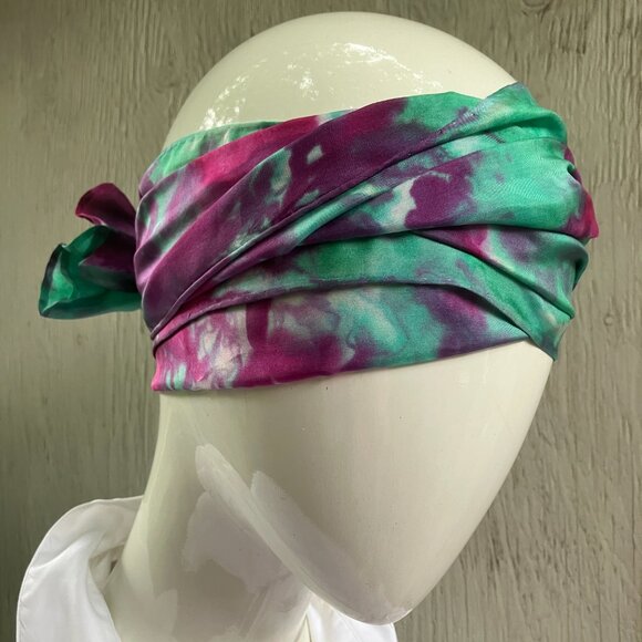 VTG 80s Silk Scarf Handpainted Pink and Green 54" X 10" Filmy Flowy Silk - Picture 9 of 10